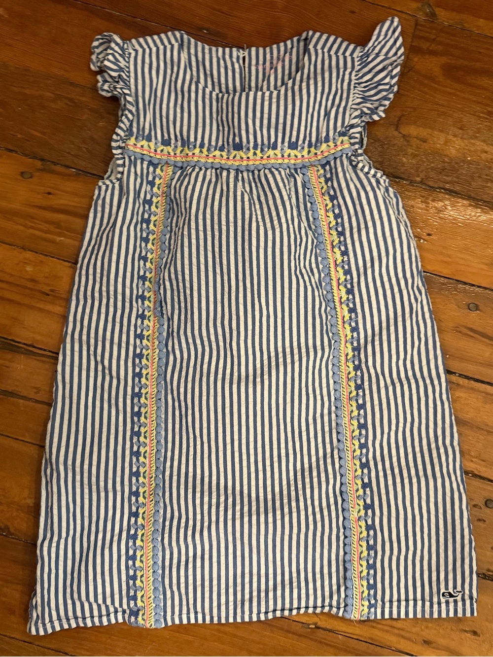 Girls Seersucker Embroidered Shift Dress in Cornflower by Vineyard Vines, Size 6